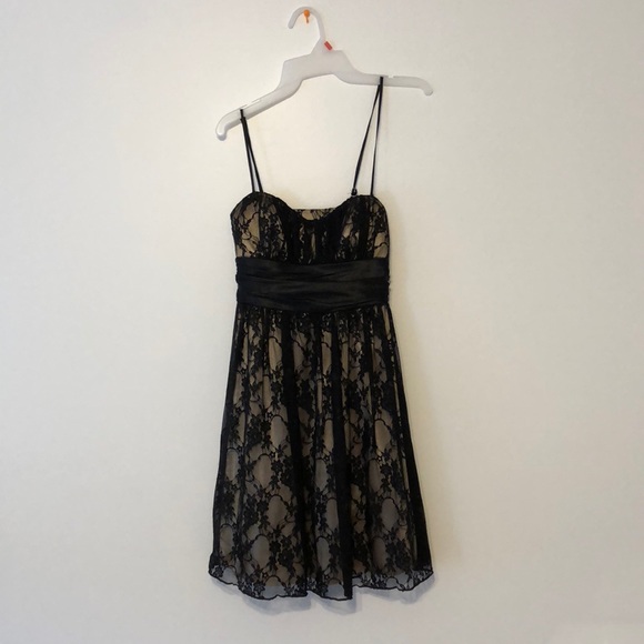 Homecoming dress - Picture 1 of 2